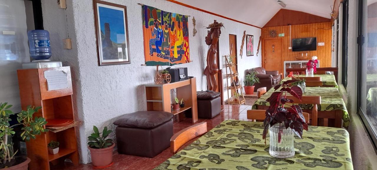 Cabanas & Hostal Tojika Hanga Roa Ngoại thất bức ảnh
