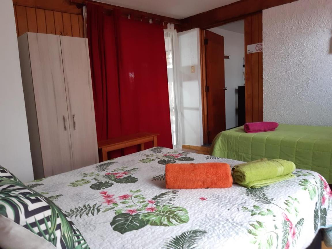Cabanas & Hostal Tojika Hanga Roa Ngoại thất bức ảnh