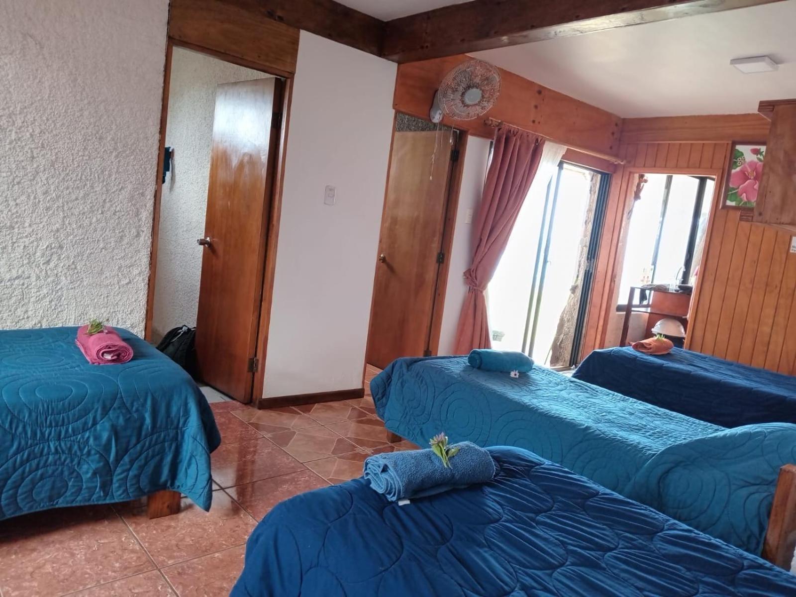 Cabanas & Hostal Tojika Hanga Roa Ngoại thất bức ảnh
