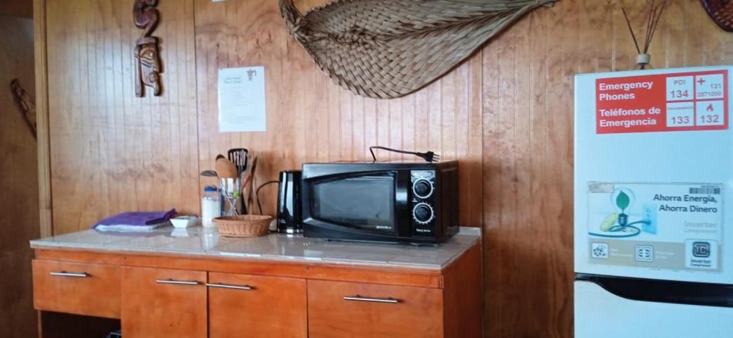 Cabanas & Hostal Tojika Hanga Roa Ngoại thất bức ảnh